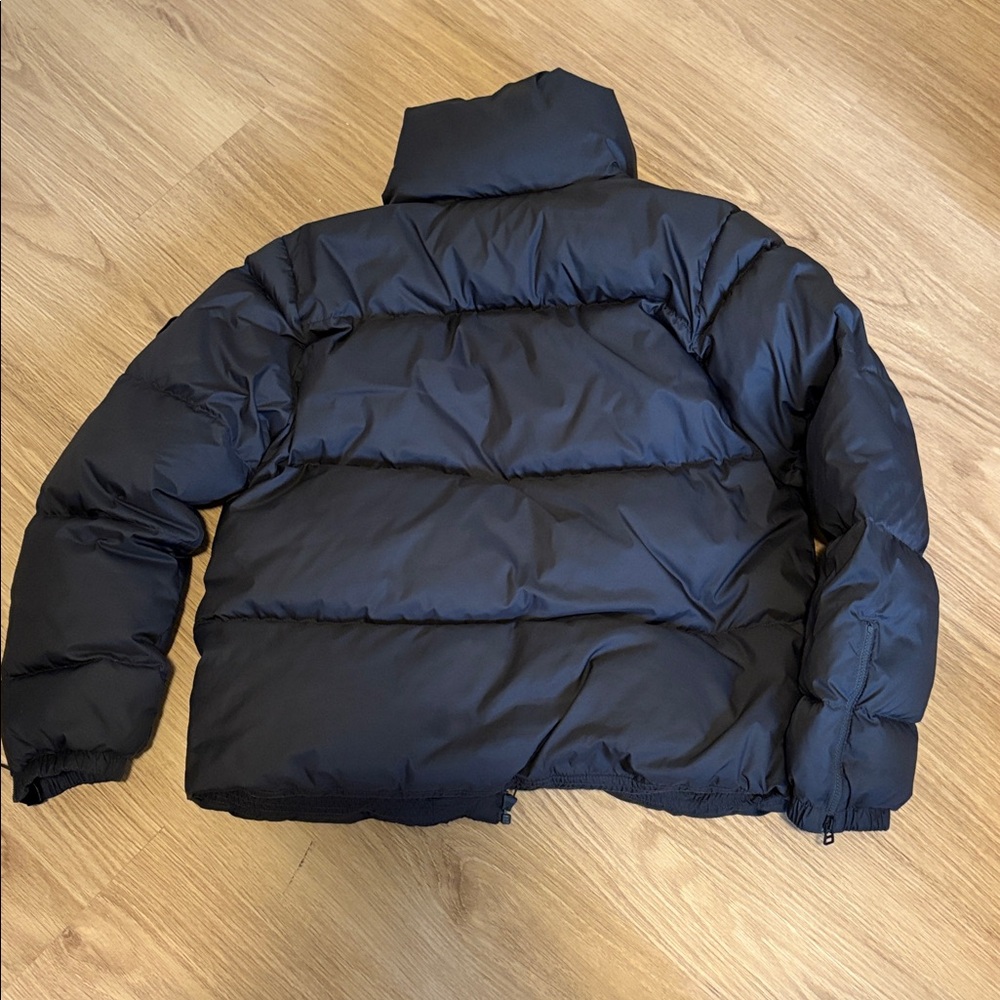 Vuori Hillside Down Jacket Sz M “black” - Picture 6 of 6